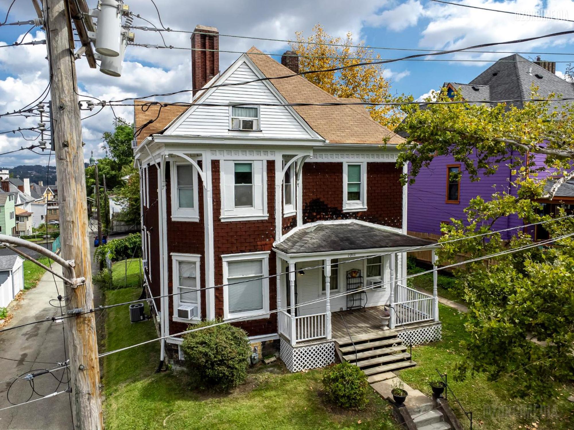 Parkside Paradise Elegant Victorian Just Steps From The Park Apartment *
