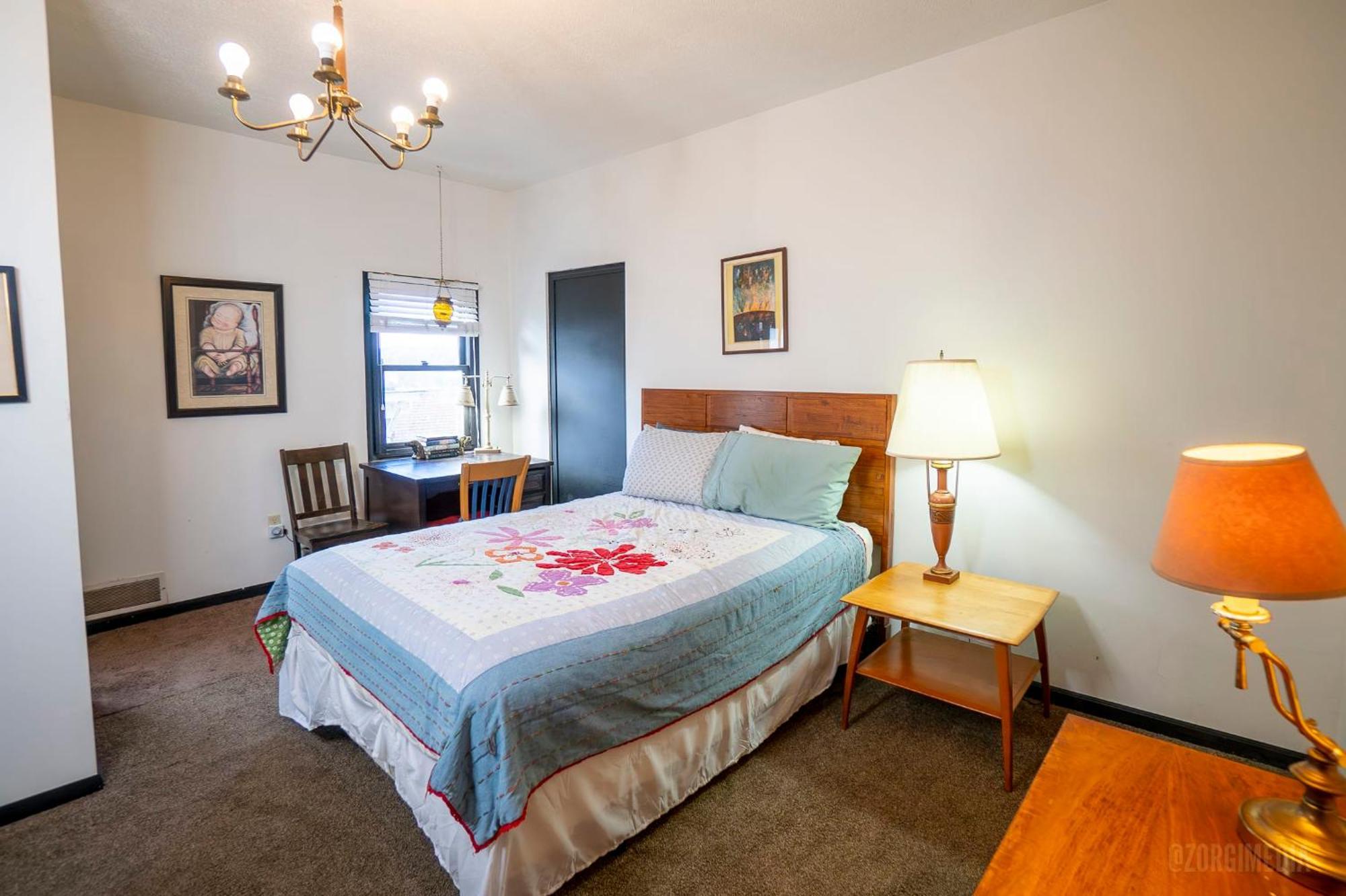 Apartment Parkside Paradise Elegant Victorian Just Steps From The Park *